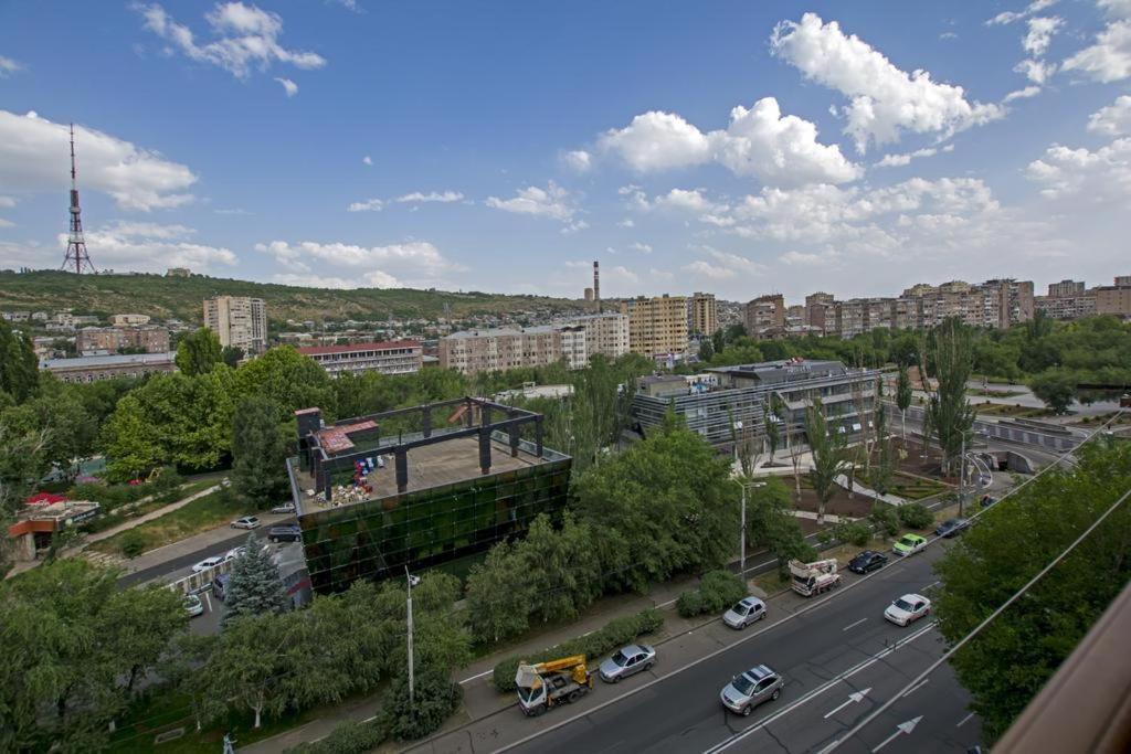 Lesi Apartament Erivan Exterior foto